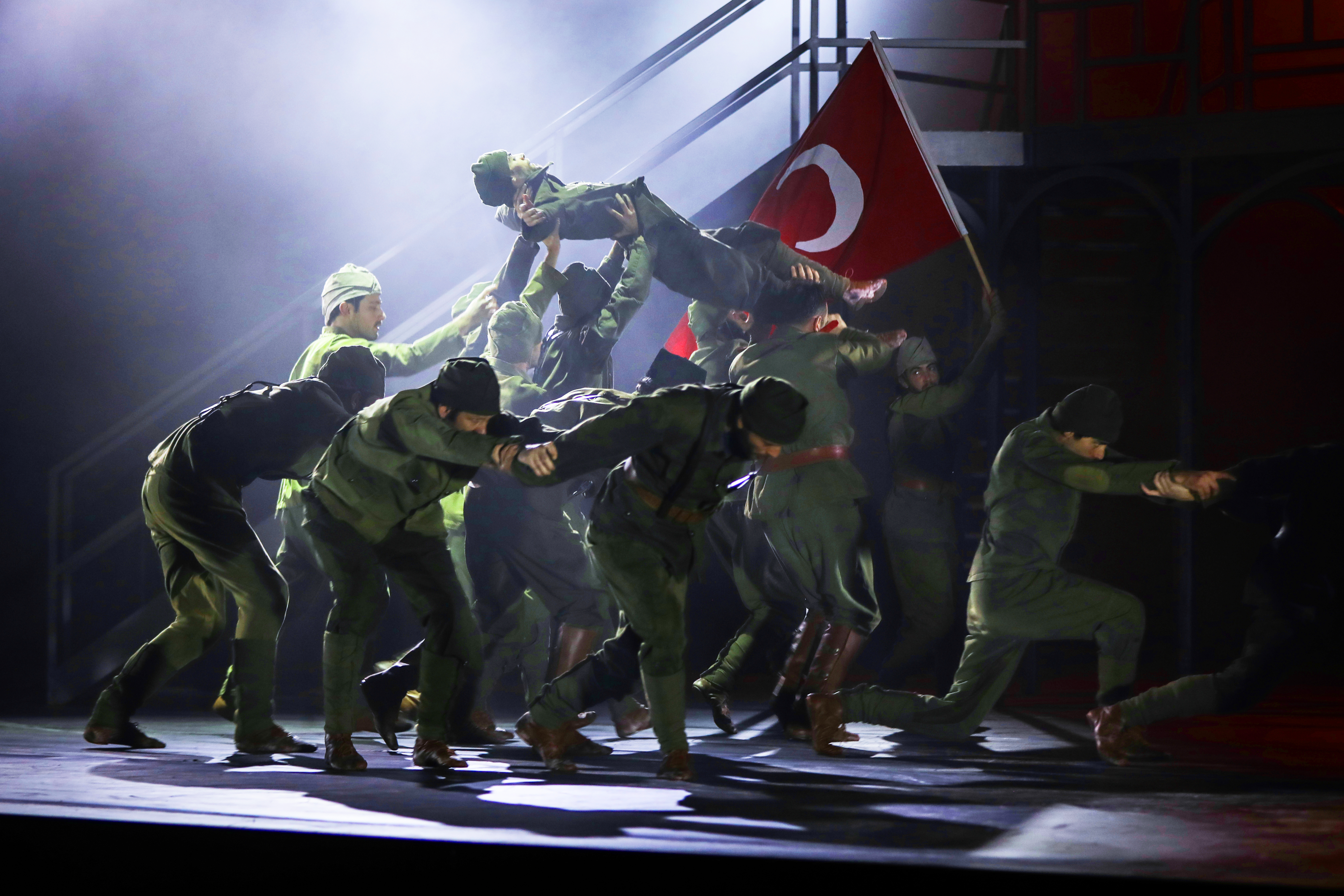 1923 Müzikal’in Hikayesi